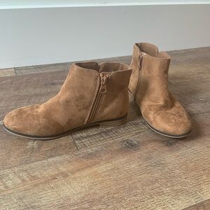 Girls ankle boots